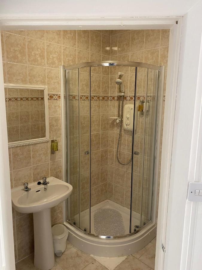 Queensberry Arms Hotel Kirkconnel Екстериор снимка