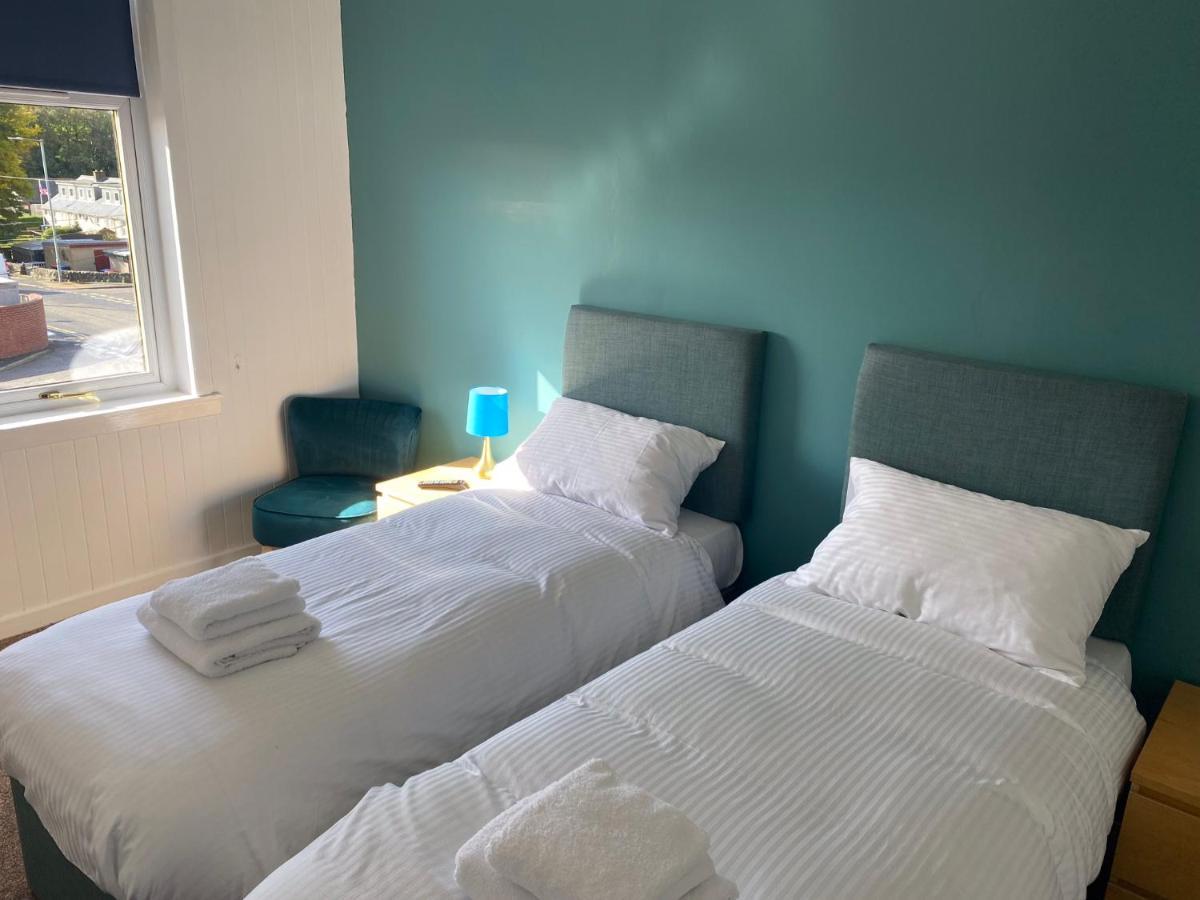 Queensberry Arms Hotel Kirkconnel Екстериор снимка