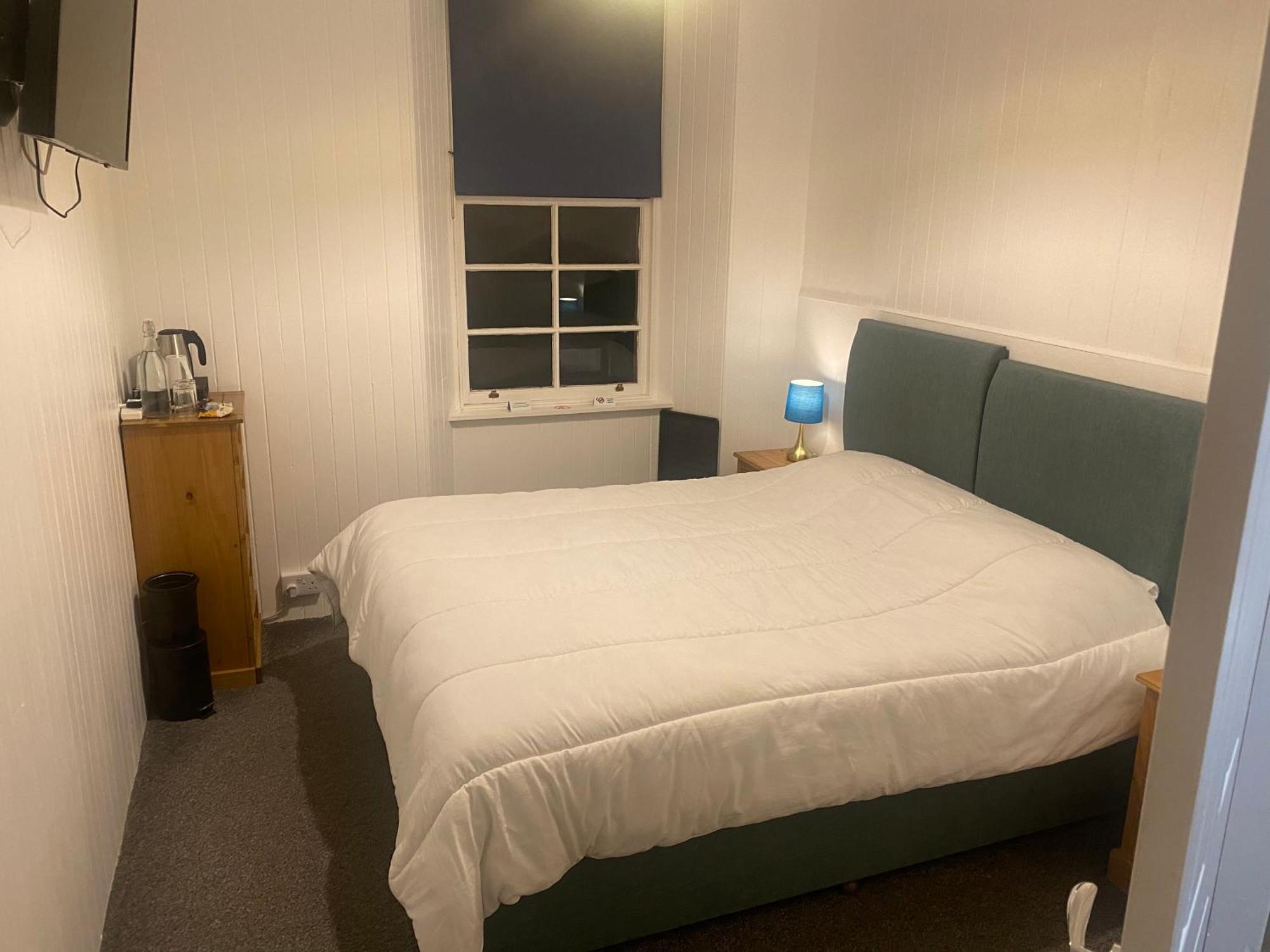 Queensberry Arms Hotel Kirkconnel Екстериор снимка